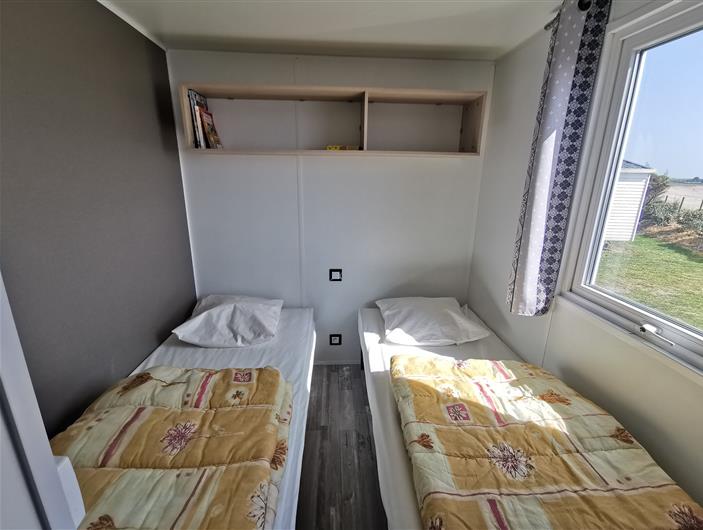 mobil-home 3 chambres face plage de Bétahon- Camping Les Goélands
