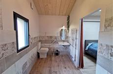 Salle d'eau privative adapté PMR de la chambre du milieu